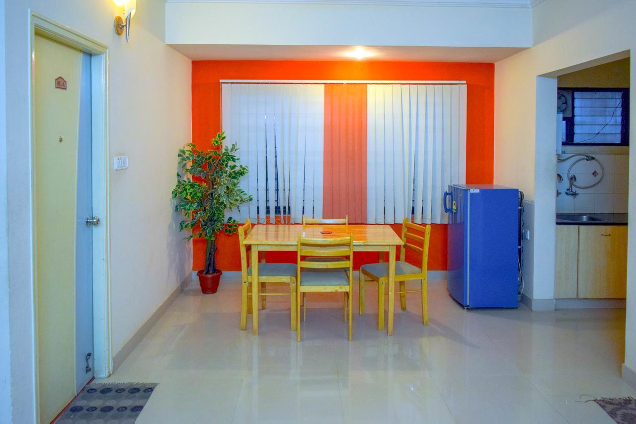 Oyo 5934 Lokaz Hotel บังกาลอร์ ภายนอก รูปภาพ
